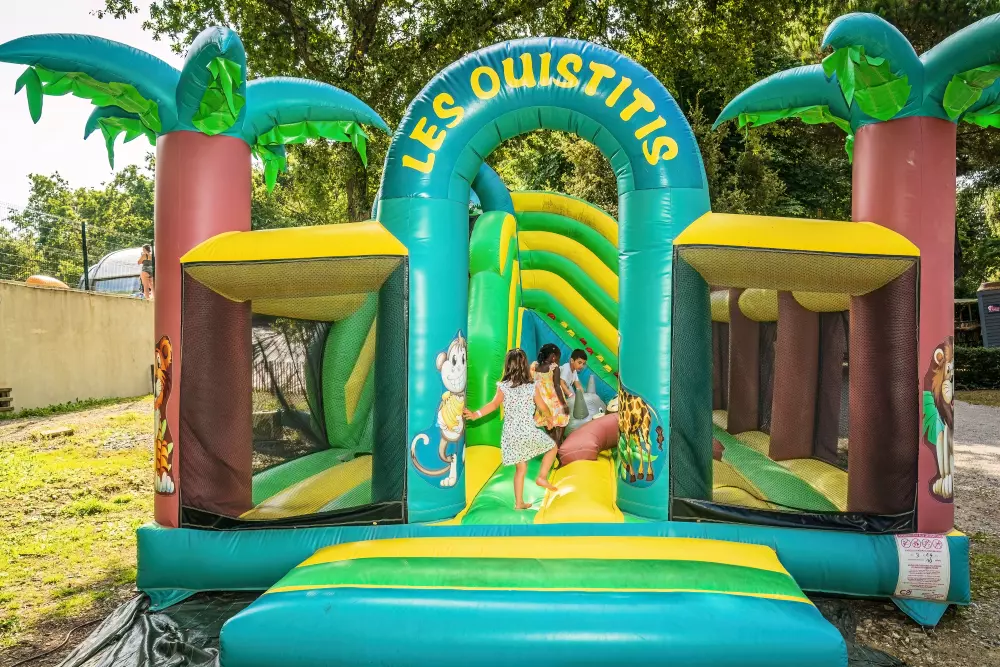 Campsite Les Ajoncs d'Or 4 Stars★★★★