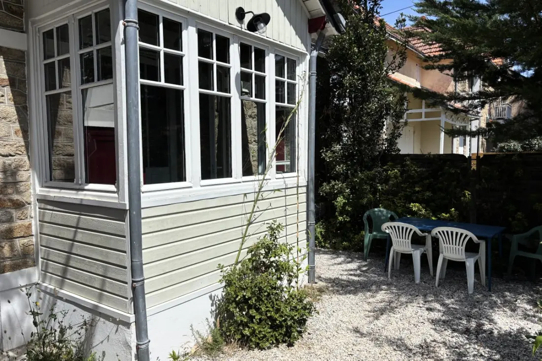 Luminous House terrace és kert