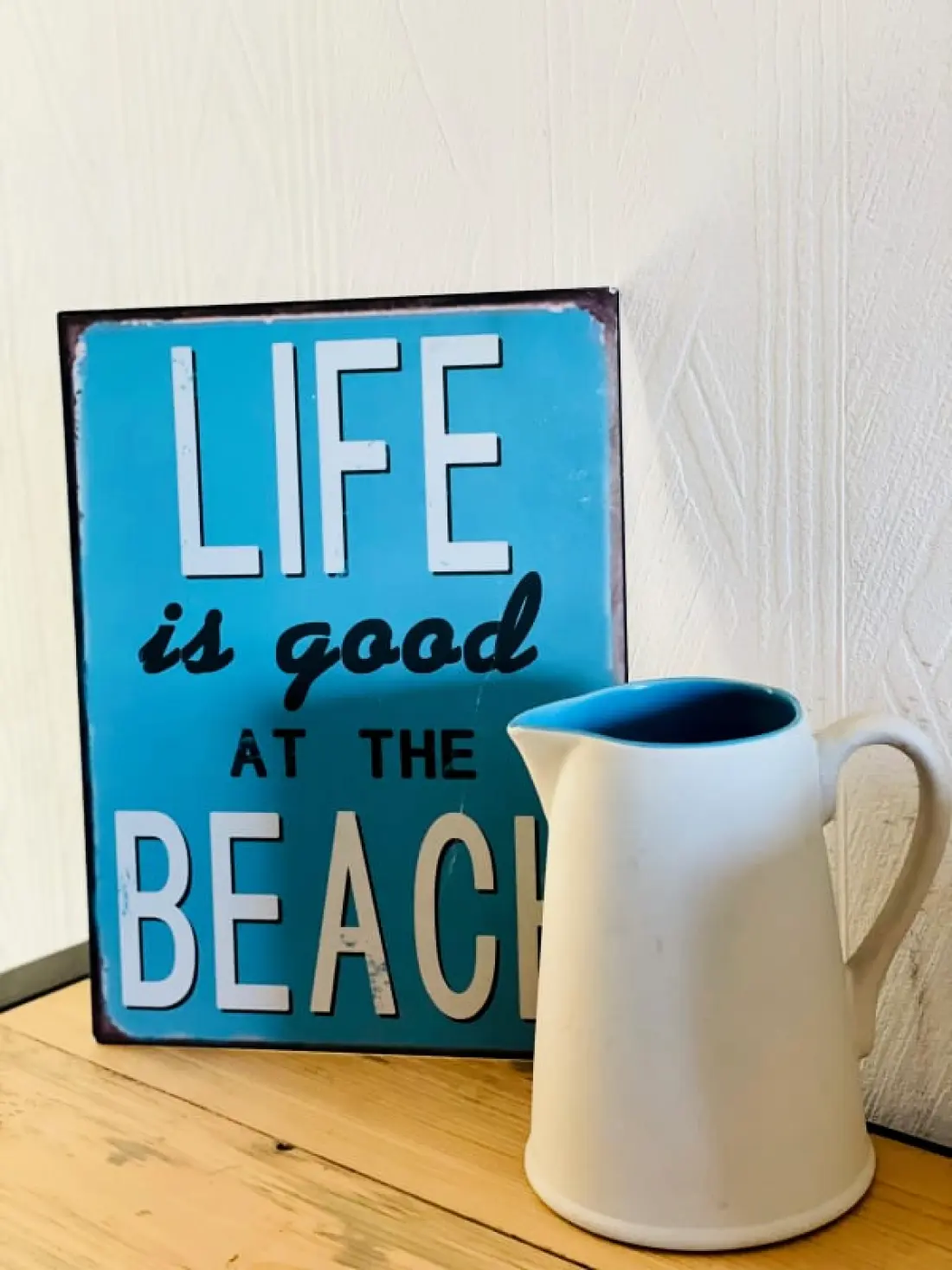 Világos gubó terasszal a La Baule strand közelében