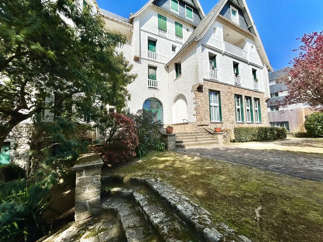 Le Celtic Residence