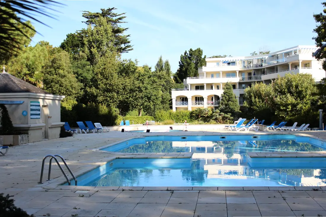 Royal Park Residence