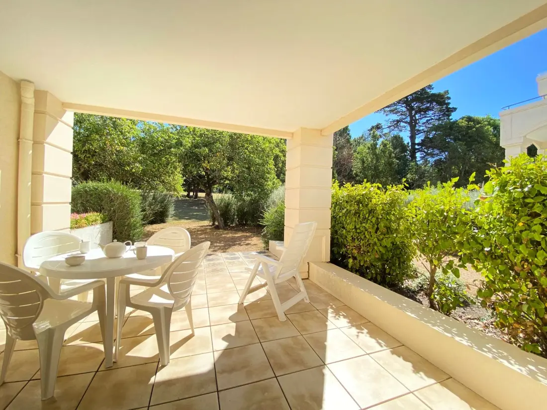 Royal Park Residence