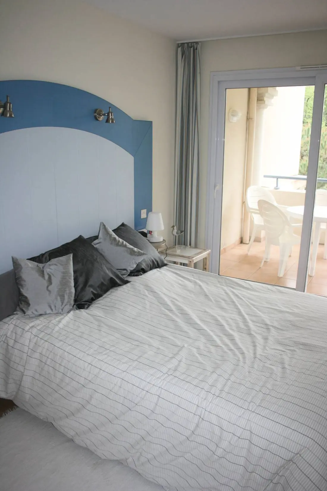 Royal Park Residence