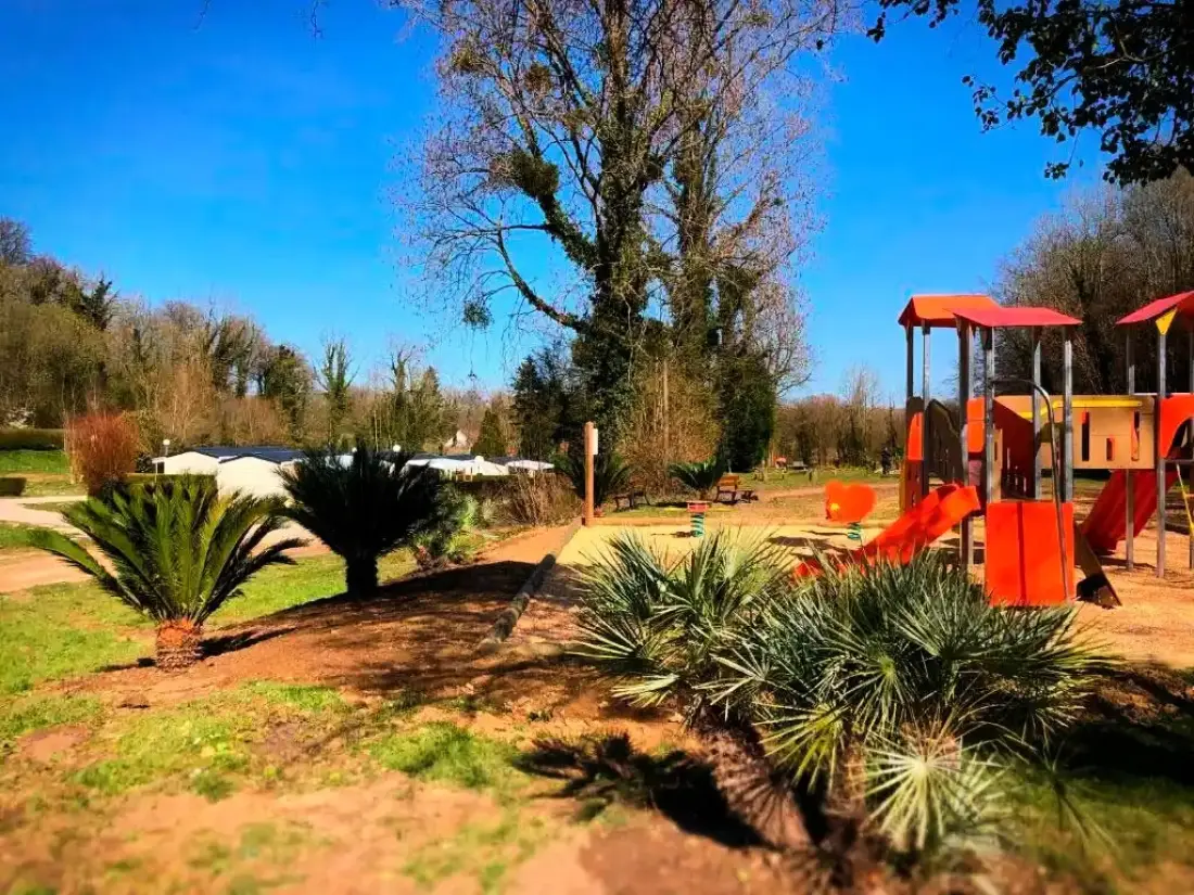 Ushuaïa Villages - Camping Domaine du Blanc Pignon 2 étoiles★★