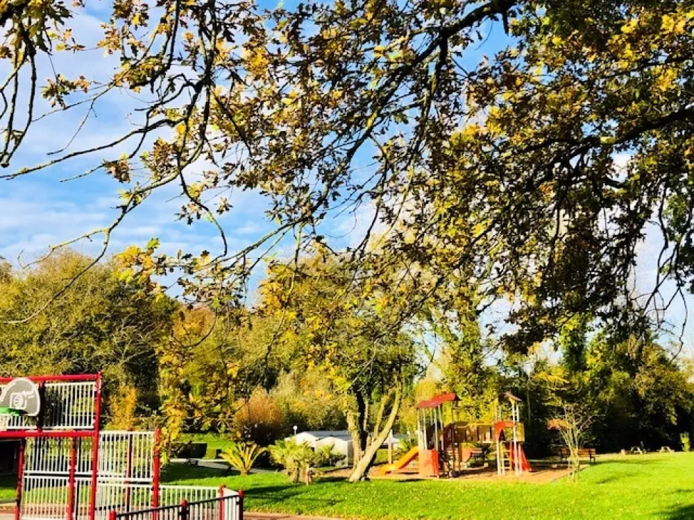 Ushuaia Dörfer Domaine du Blanc Gignon 2 Sterne★★