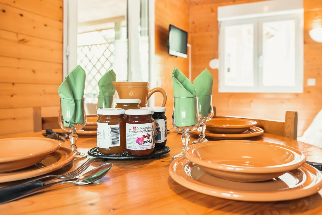 Chalets a La Canourgue-ban
