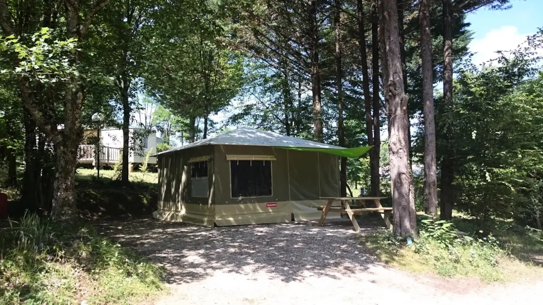 CAMPING LA FAGE 4 Sterne★★★★