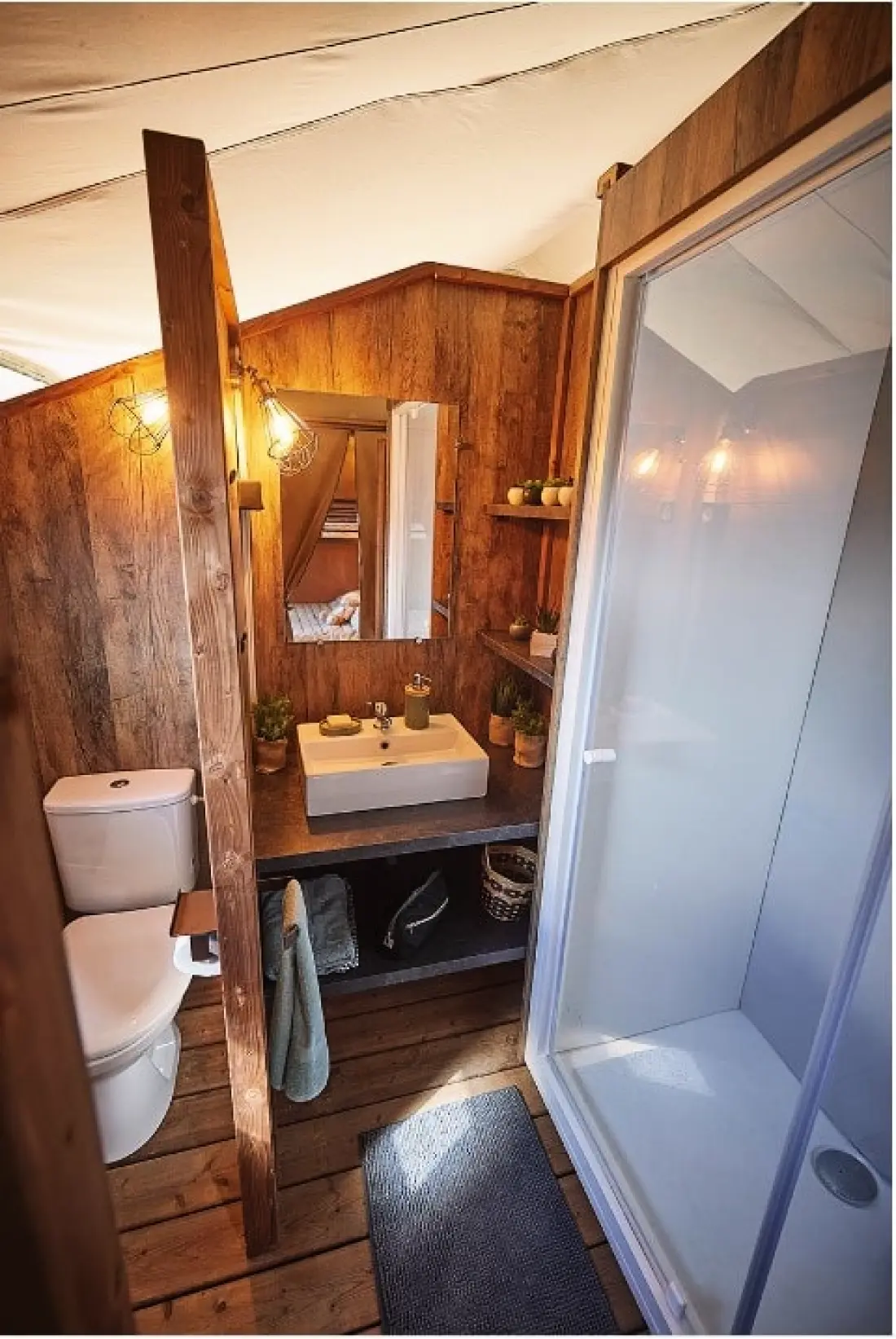 CAMPING LA FAGE 4 Sterne★★★★