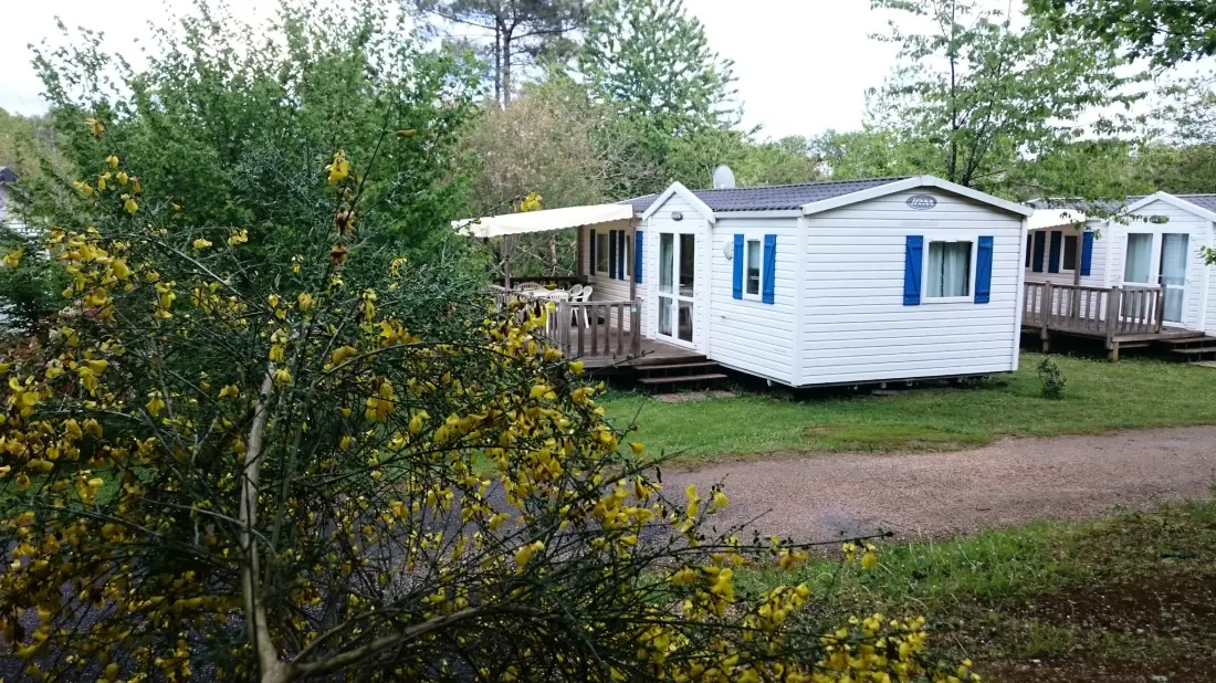 CAMPING LA FAGE 4 Sterne★★★★