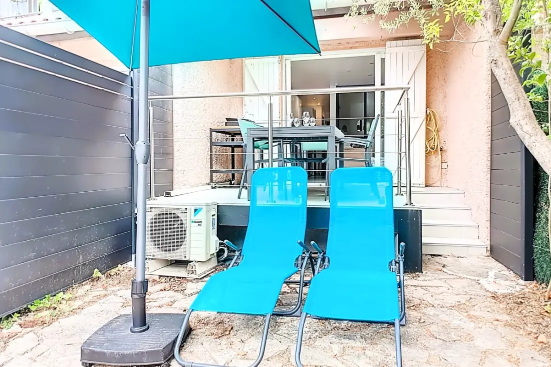 Apartment With Terrace Near De La Mer