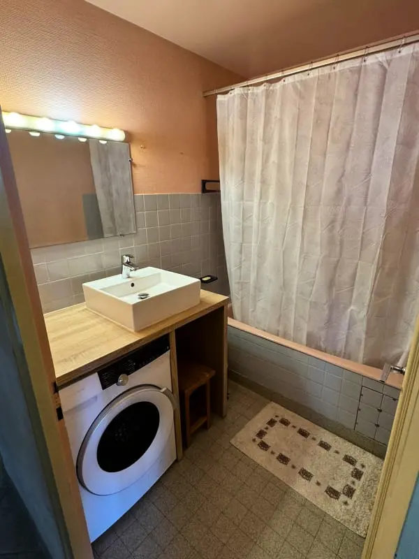 Apartman Balcony Facing Ski Trails