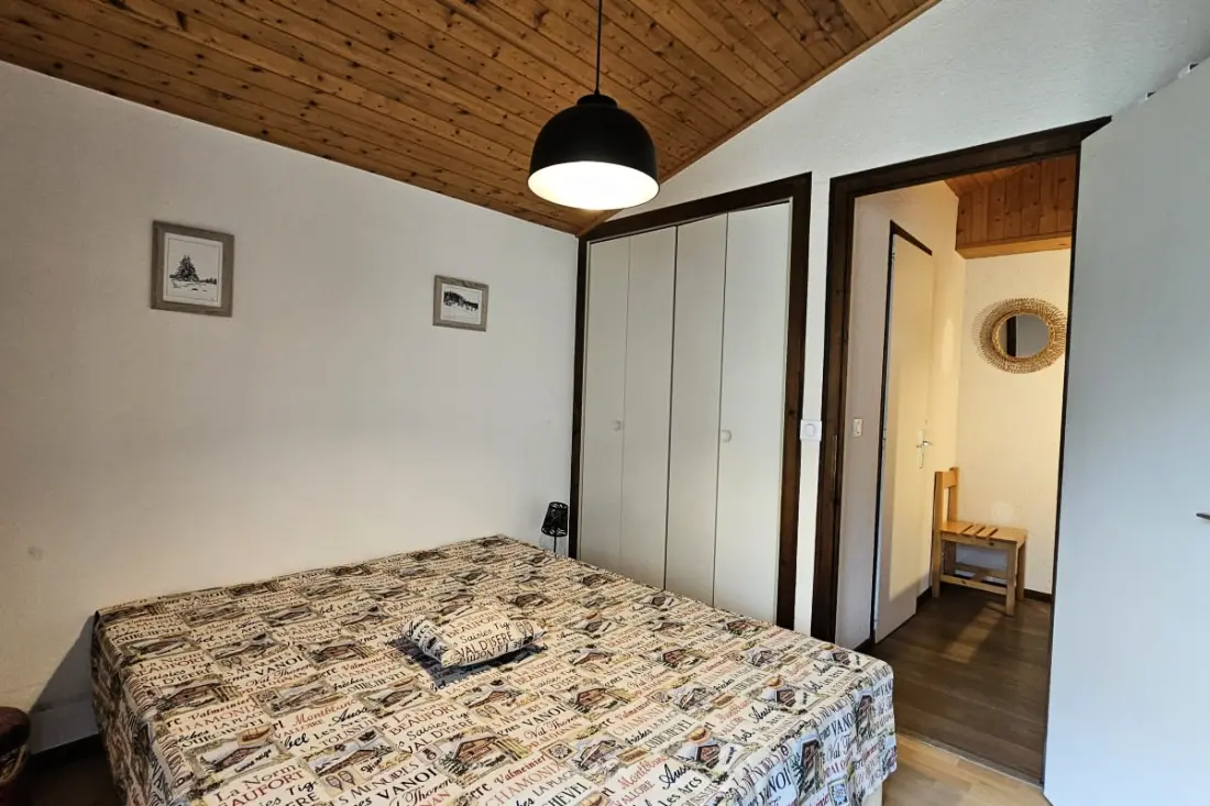 App 3 3 Csillagok★★★ Balcony, Mountain View