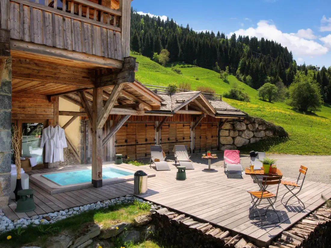 Authentic Lodge Spa Residence