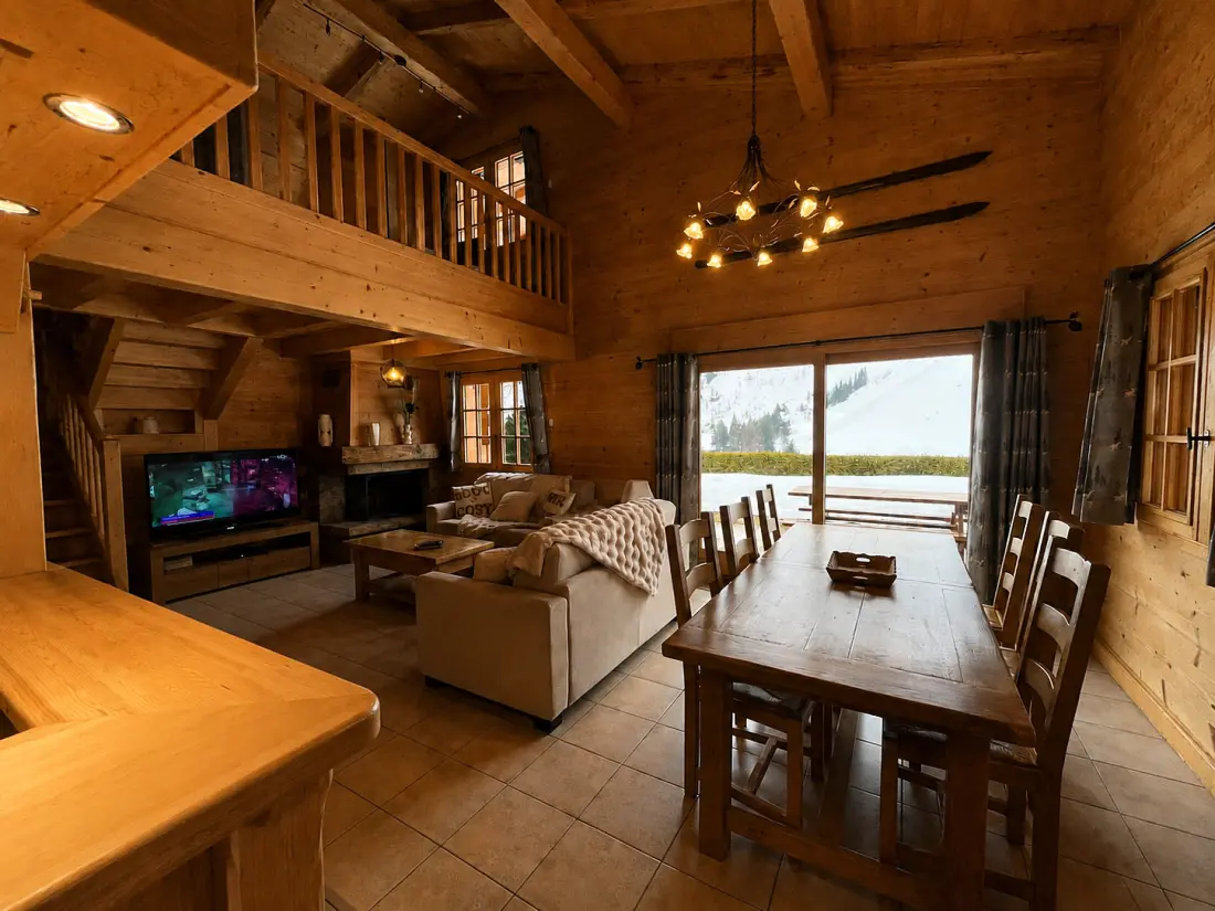 Chouan Residence
