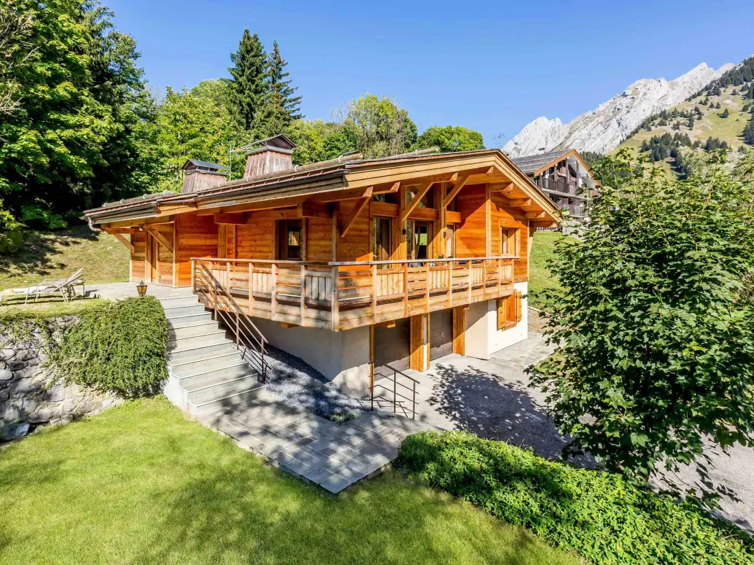Helios Lodge Residence