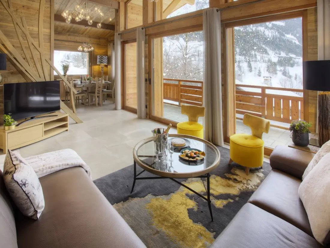 Helios Lodge Residence