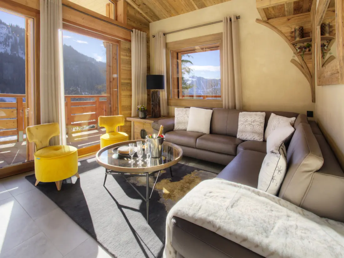 Helios Lodge Residence