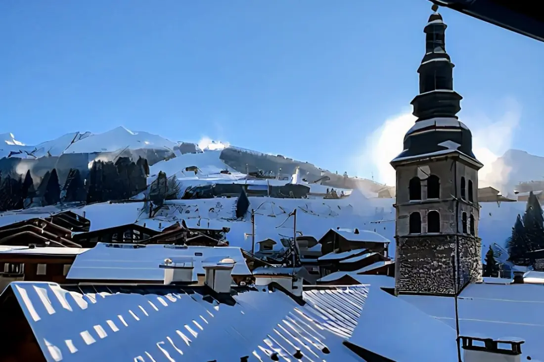 La Clusaz szíve, All at Foot
