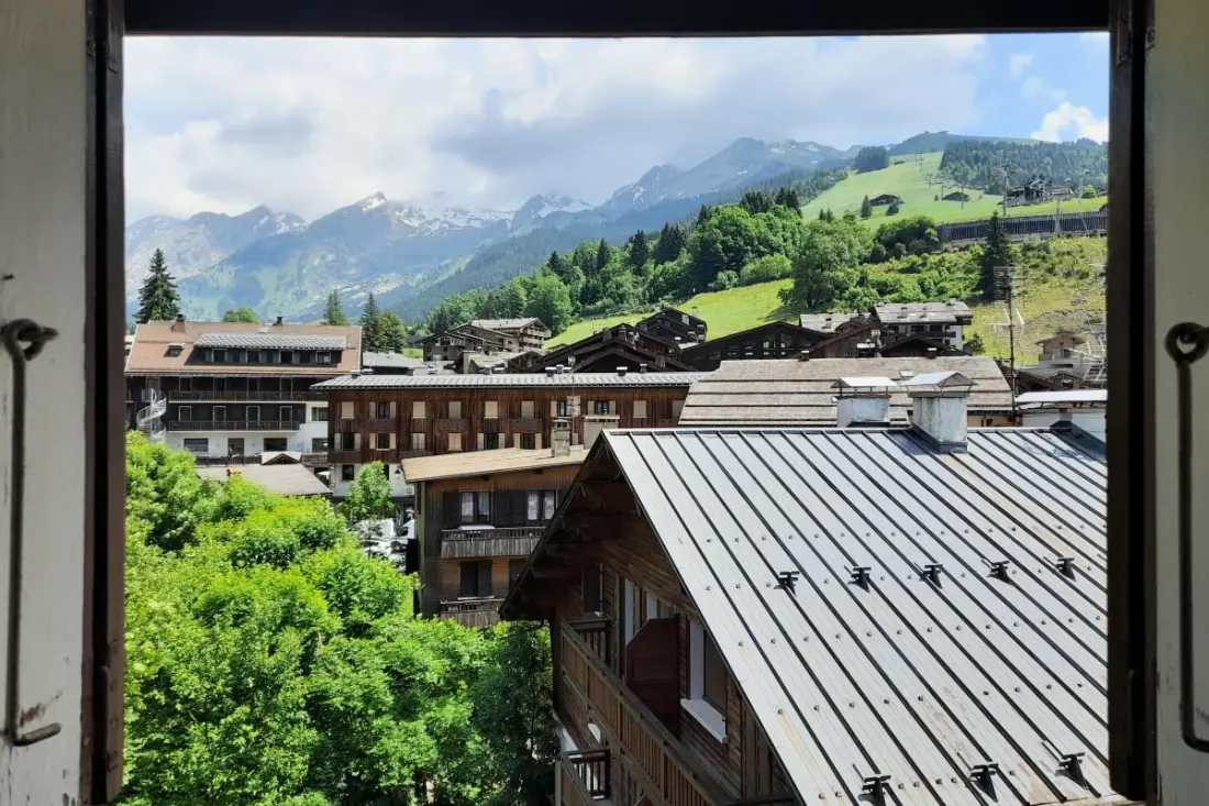 La Clusaz szíve, All at Foot