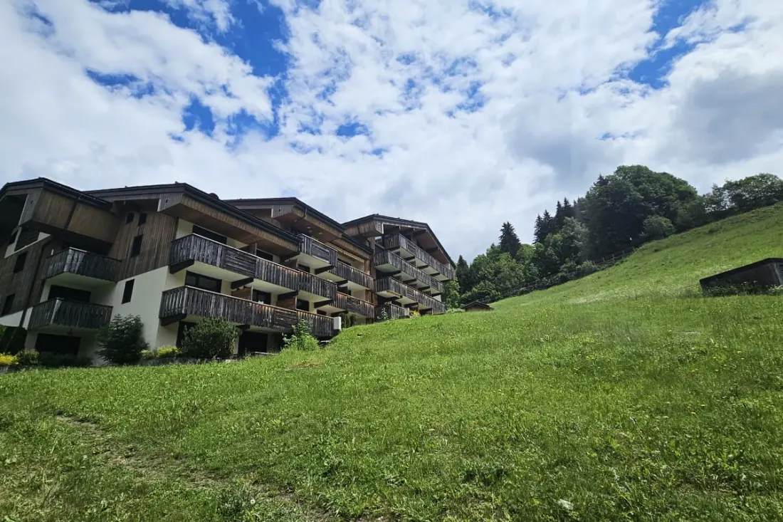 Studio Center Village közvetlen hozzáféréssel a pályákhoz