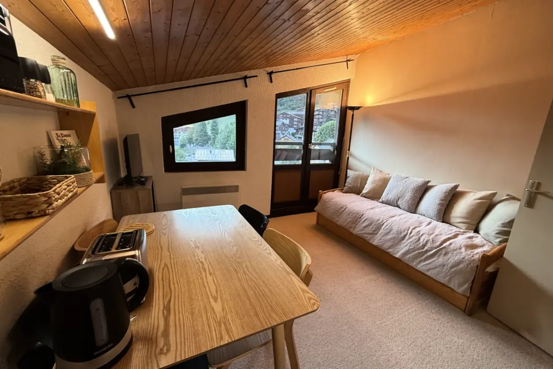 Studio Center Village közvetlen hozzáféréssel a pályákhoz