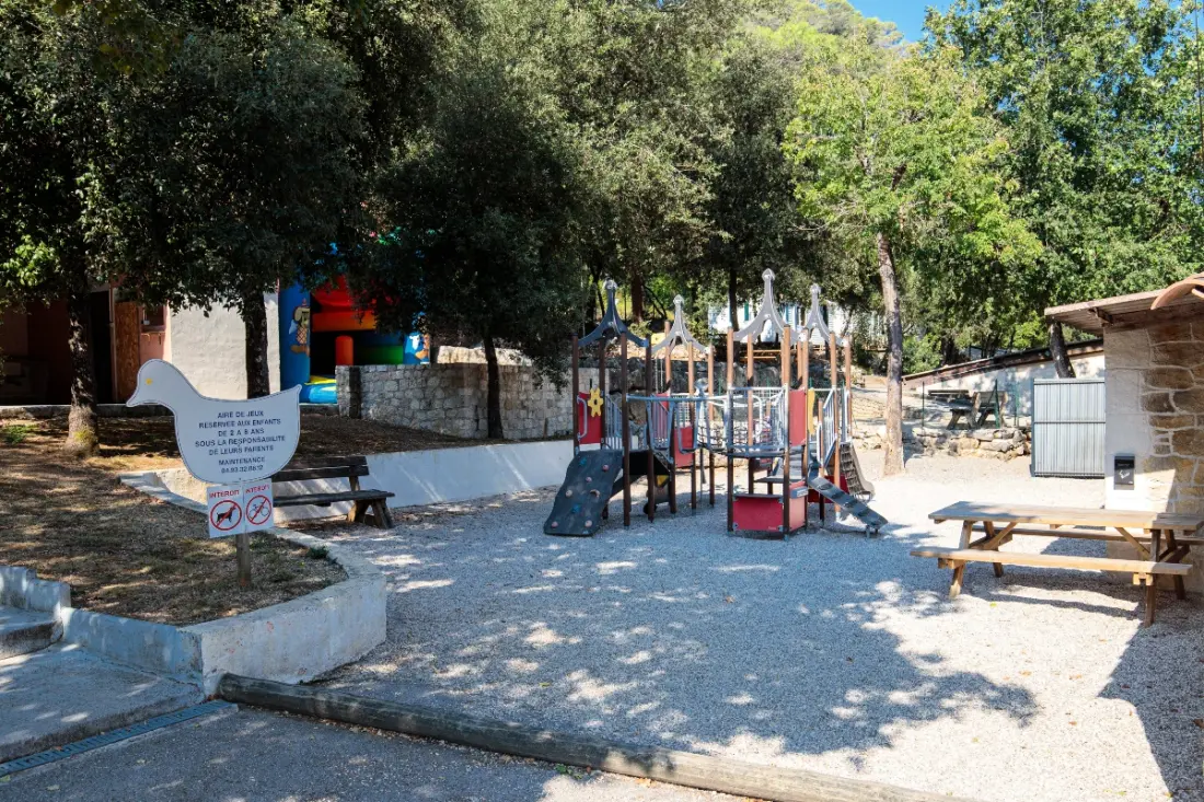 Campingplatz Au Vallon Rouge 4 Sterne★★★★