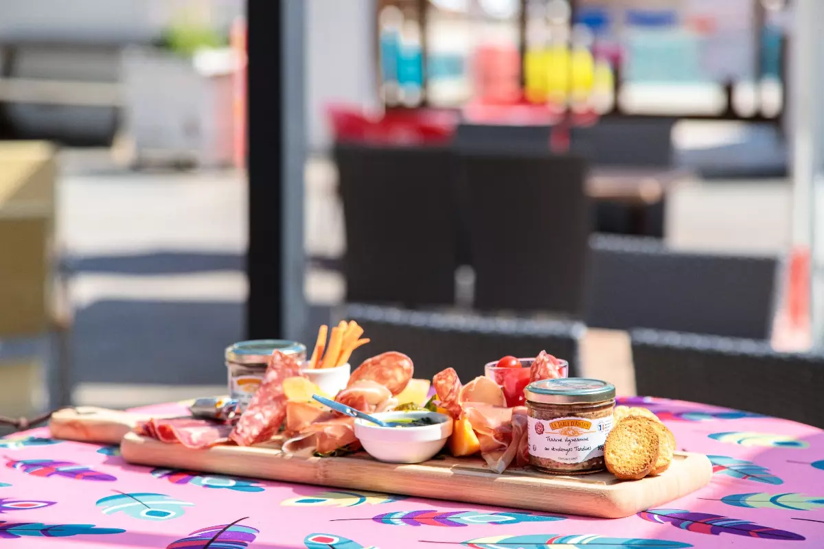 Camping Au Vallon Rouge ****