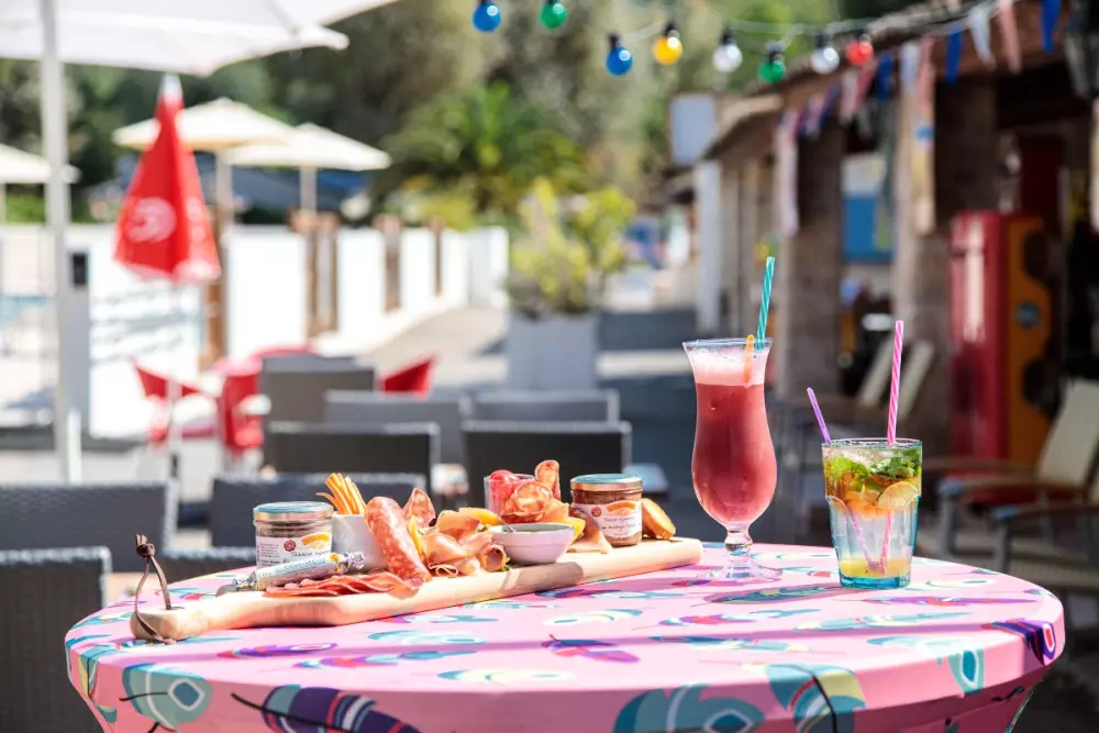 Camping Au Vallon Rouge 4 Sterren★★★★