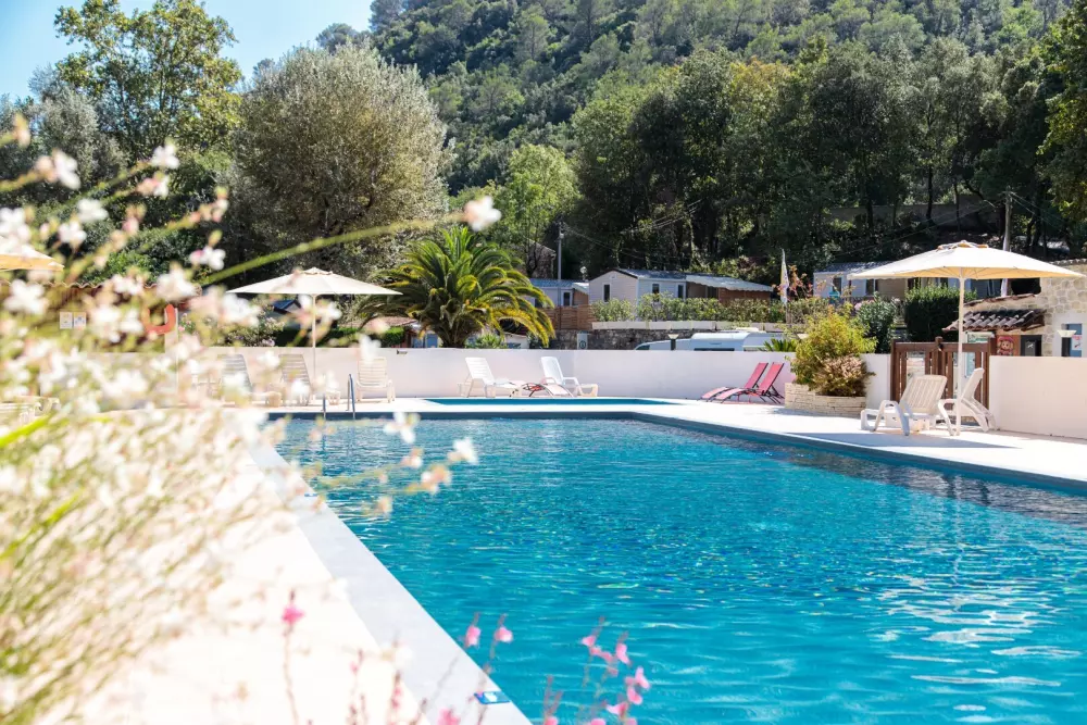 Camping Au Vallon Rouge 4 Sterren★★★★