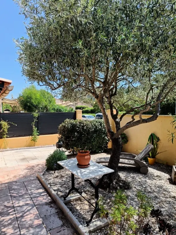 Mas Provençal nyugodt terasz és kert