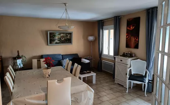 Mas Provençal Au Calme Avec Terrasse Et Jardinet