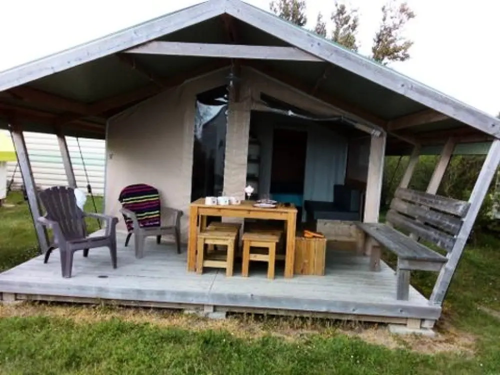 Camping Paradis - Le Grand R 4 Sterren★★★★