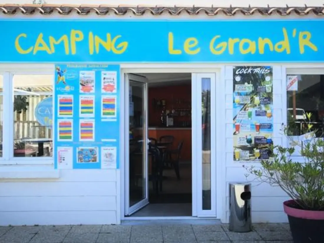 Camping Paradis - Le Grand R4 Sterne★★★★