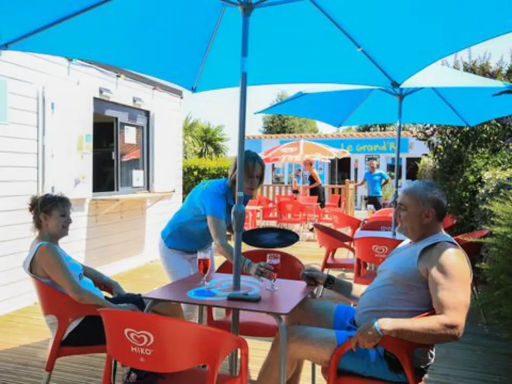 Camping Paradis - Le Grand R 4 Sterren★★★★