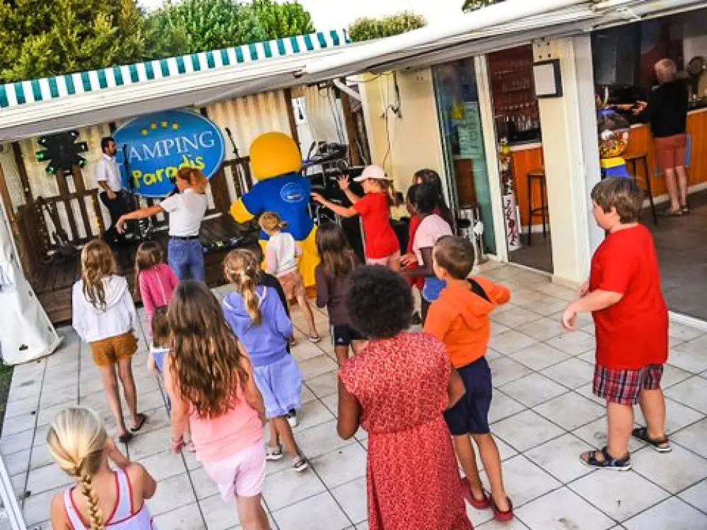 Camping Paradis - Le Grand R 4 Sterren★★★★