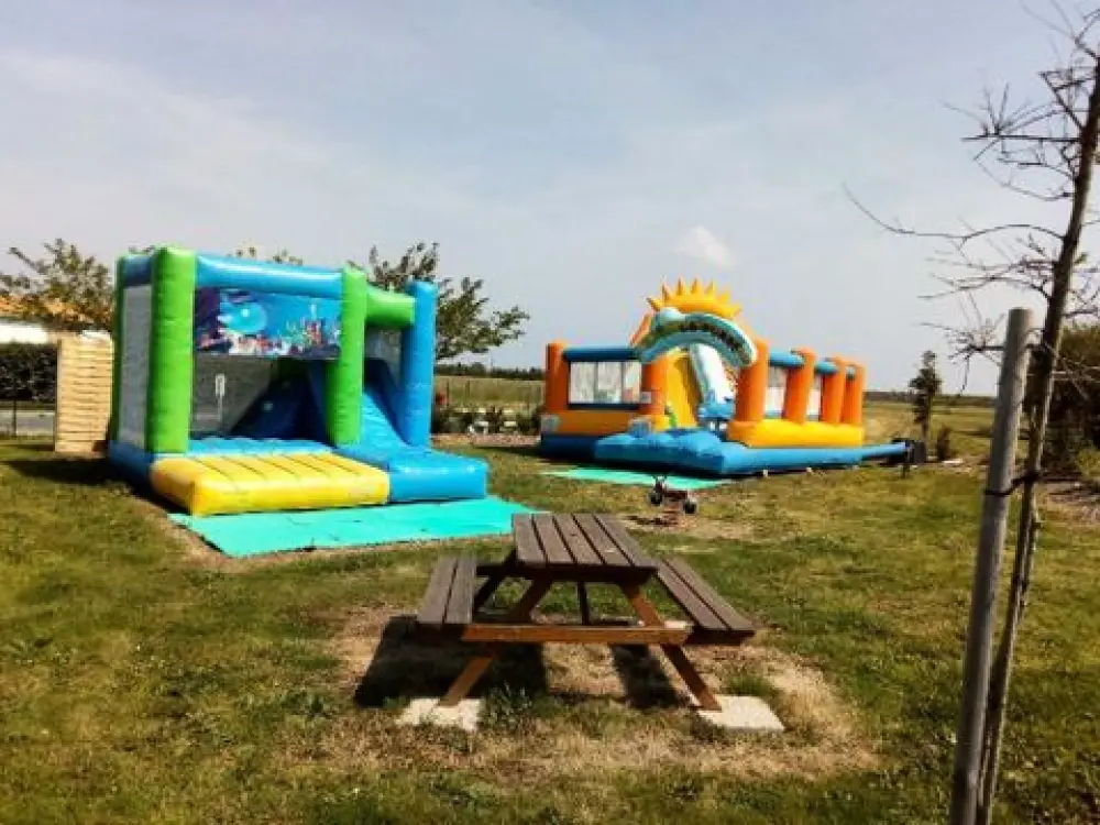 Camping Paradis - Le Grand R 4 Sterren★★★★