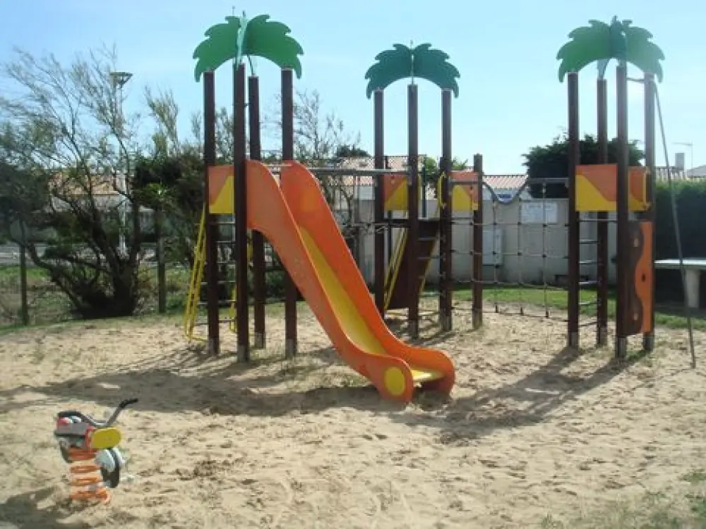 Camping Paradis - Le Grand R 4 Sterren★★★★
