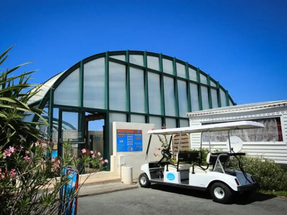 Camping Paradis - Le Grand R 4 Sterren★★★★