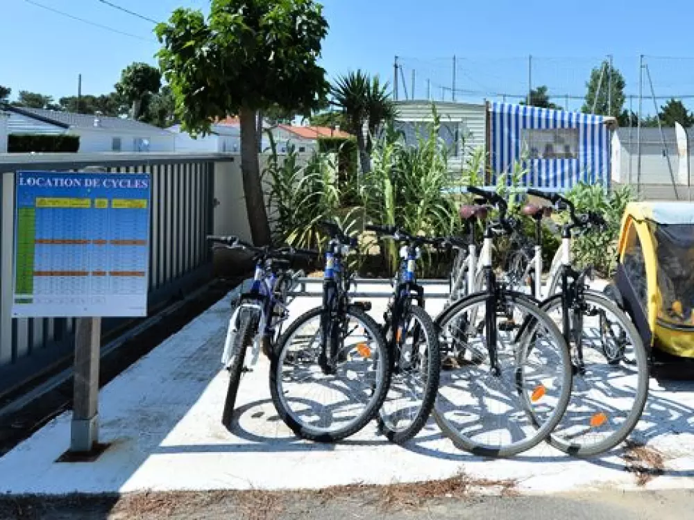 Camping Le Pavillon Bleu 3 Estrellas★★★