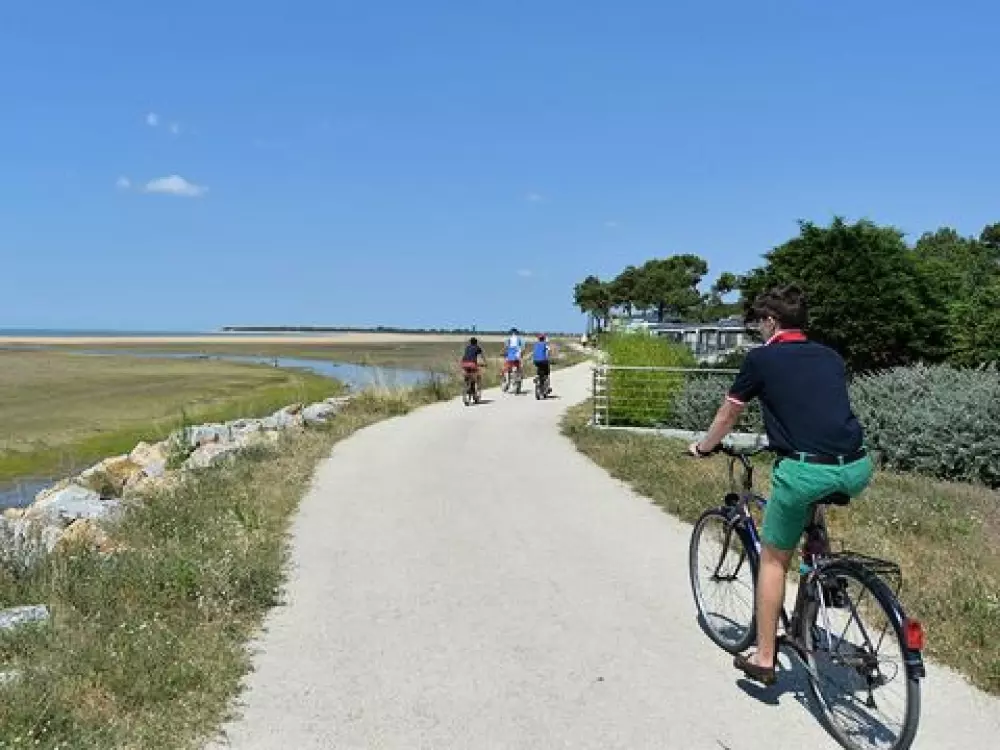 Camping Le Pavillon Bleu 3 Sterne★★★