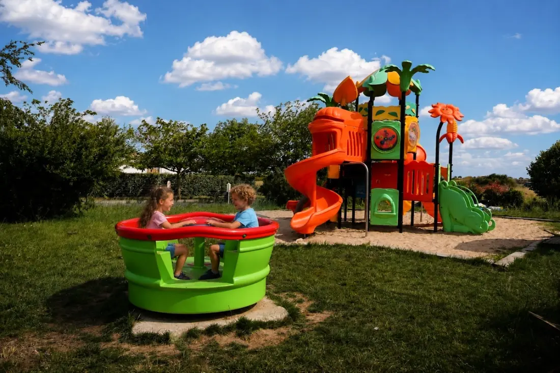 Camping Paradis le Grand'R4 Stars★★★★