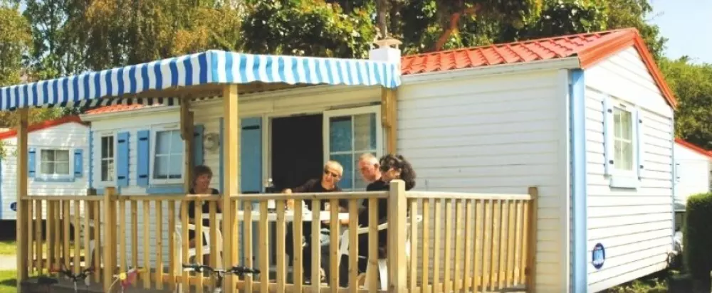 Camping Les Flots Bleus 4 Sterren★★★★