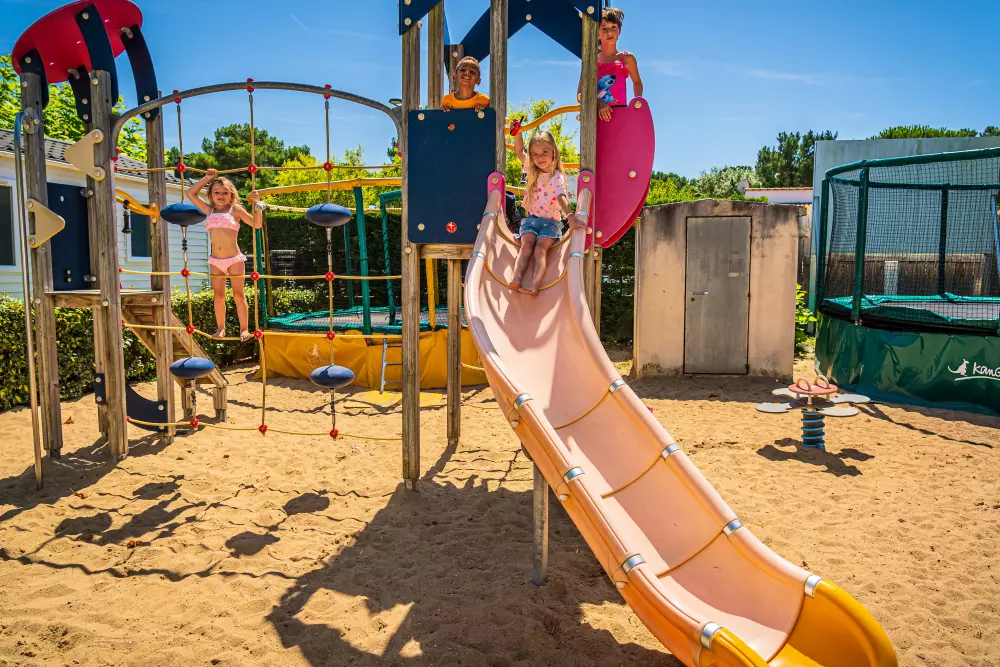 Camping Les Flots Bleus 4 Sterren★★★★