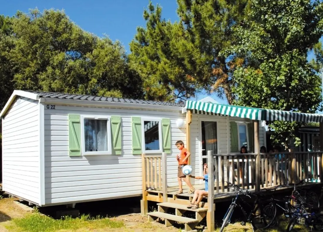 Camping Les Flots Bleus 4 Sterren★★★★