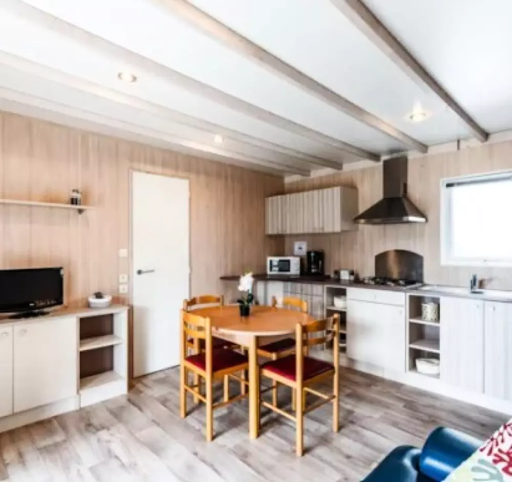 Camping LES VIOLETTES 4 Sterren★★★★