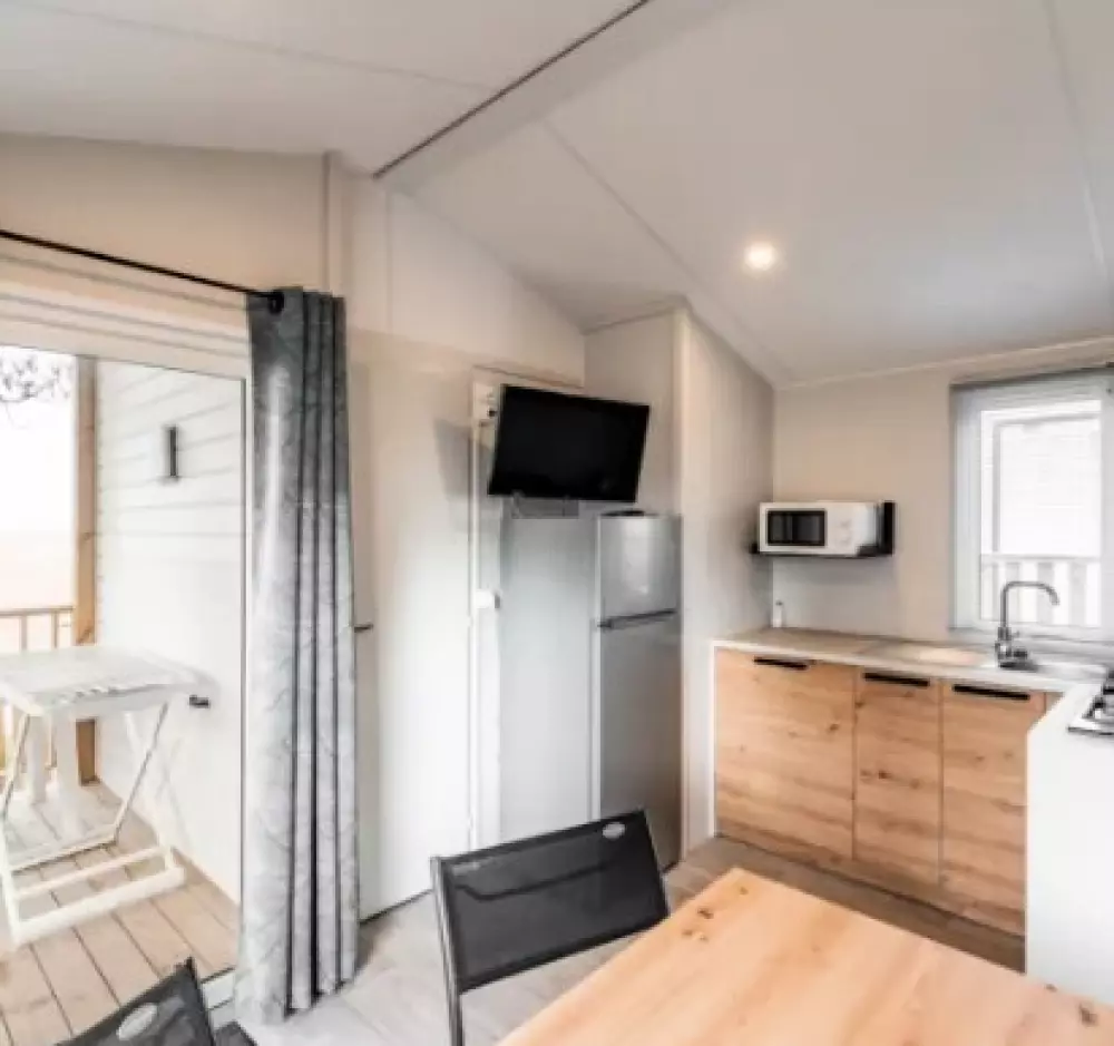 Camping LES VIOLETTES 4 Sterren★★★★