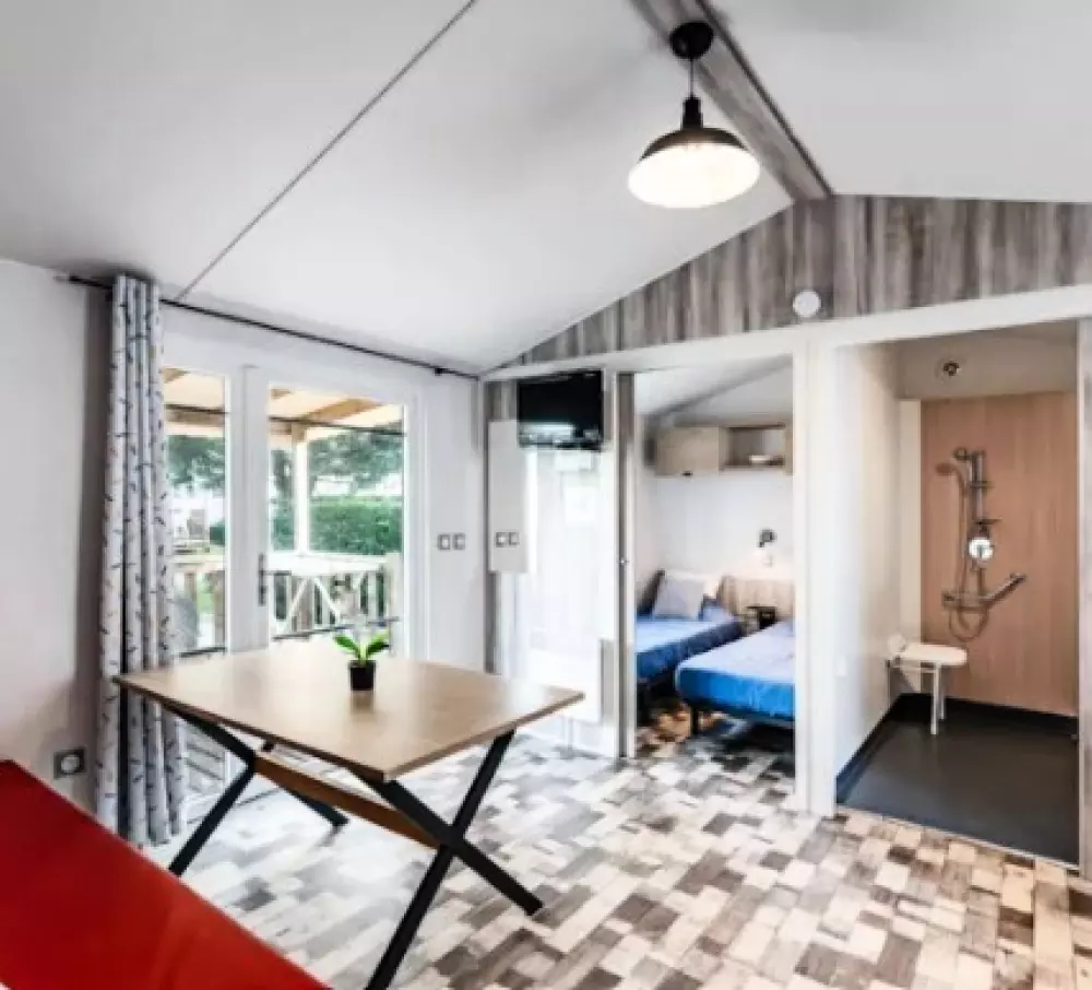 Camping LES VIOLETTES 4 Sterren★★★★