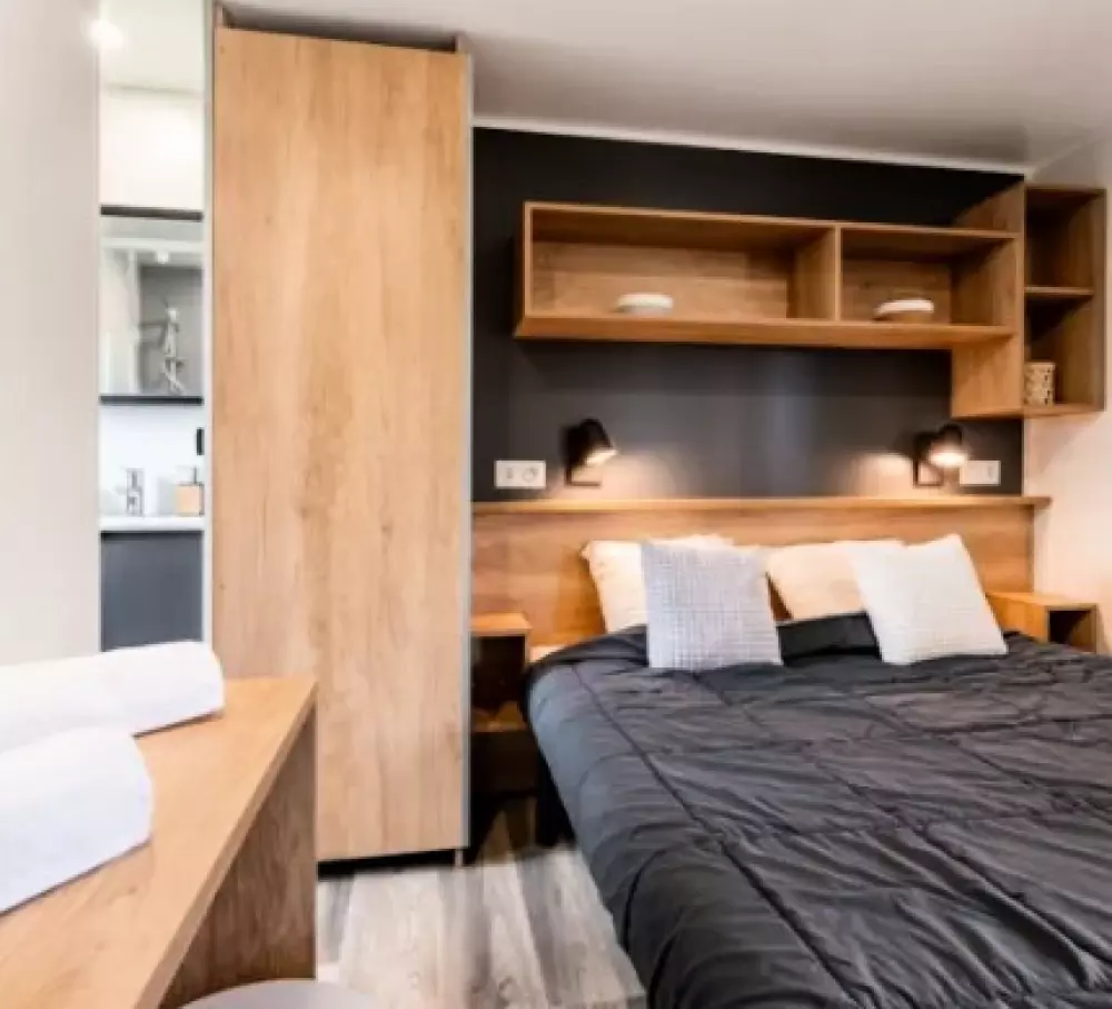 Camping LES VIOLETTES 4 Sterren★★★★