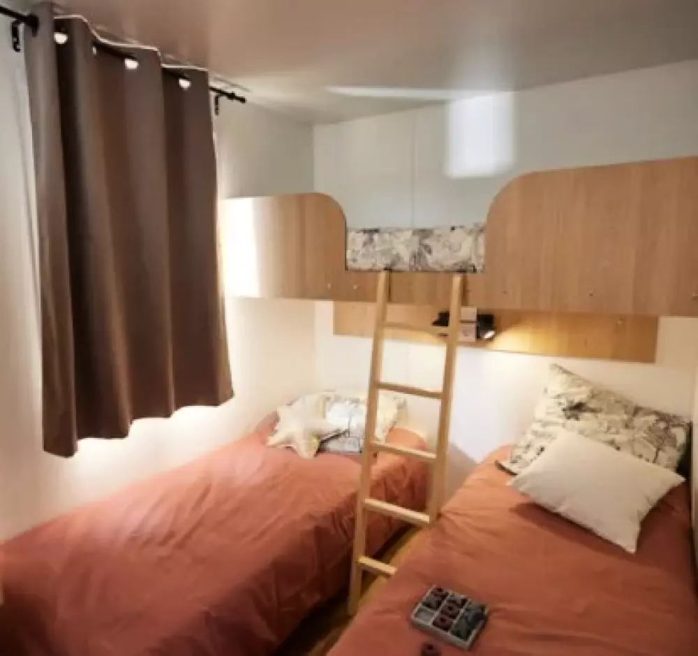 Camping LES VIOLETTES 4 Sterren★★★★