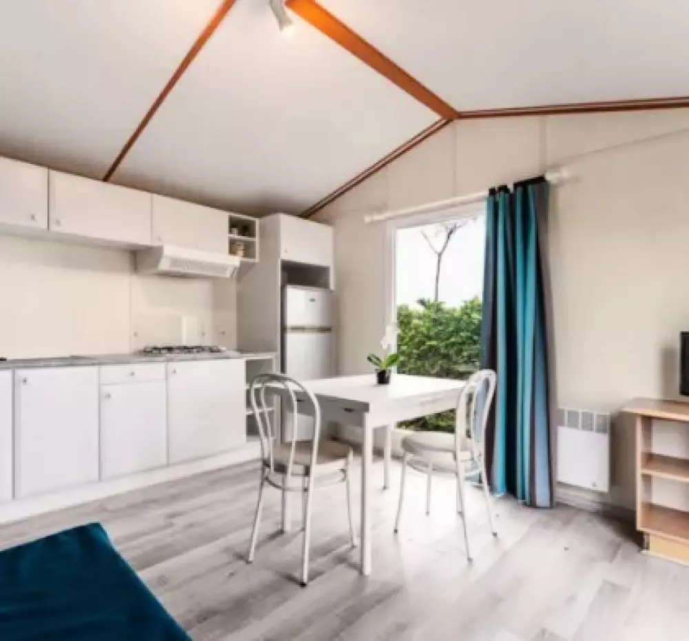 Camping LES VIOLETTES 4 Sterren★★★★